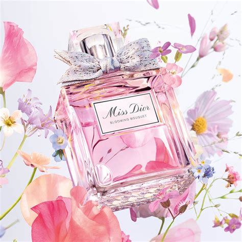 unoboxing miss dior blooming bouquet|Miss Dior flowers for women.